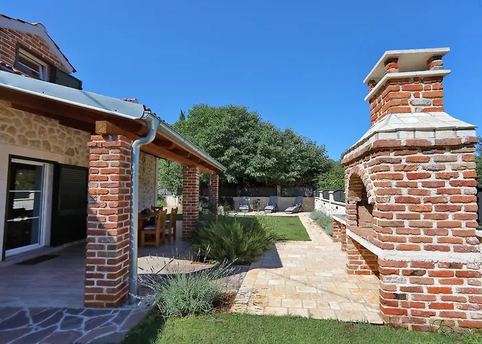 Stone Diamond 別荘 *