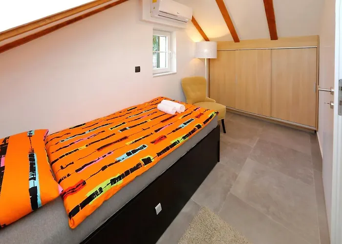 別荘 Stone Diamond ザダル