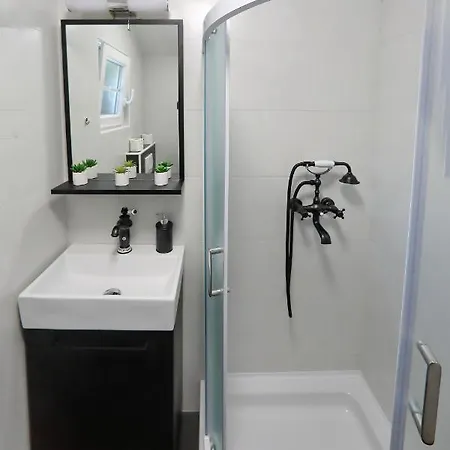 בית נופש Stone Diamond *