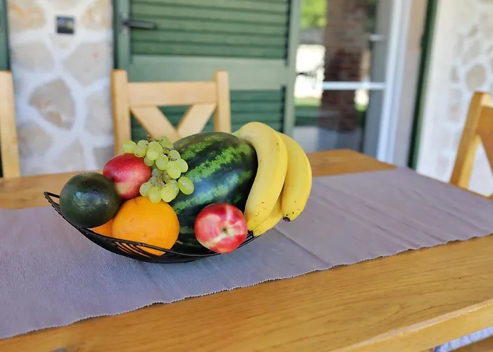 Stone Diamond Дом отдыха Задар