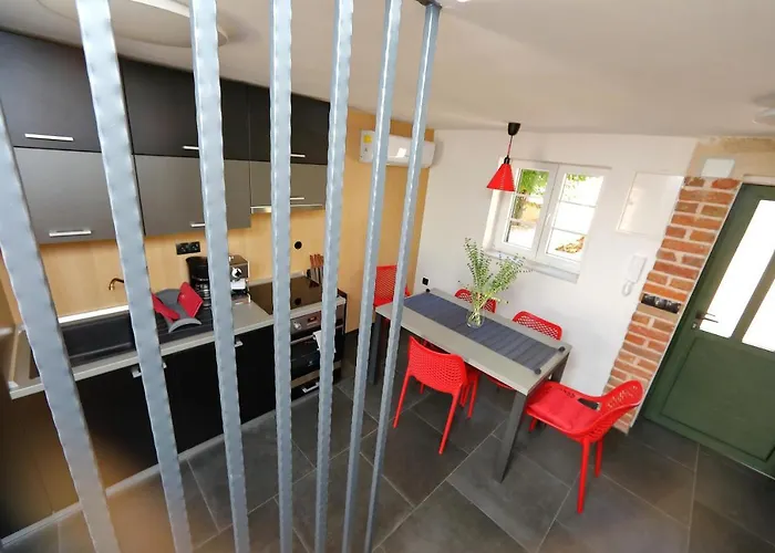 Дом отдыха Stone Diamond