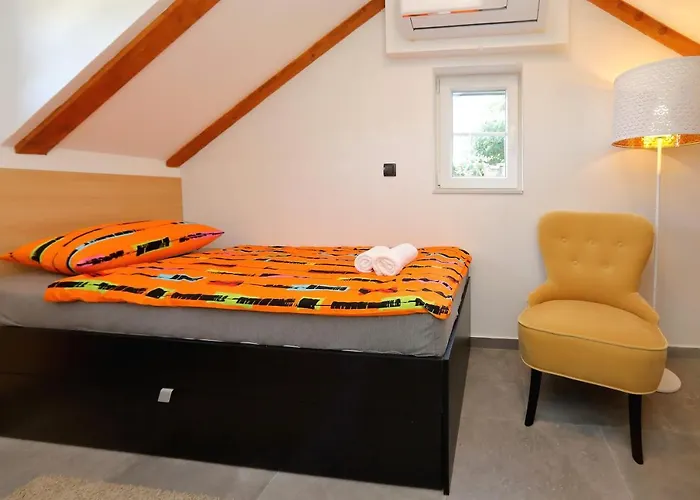 Stone Diamond * Задар