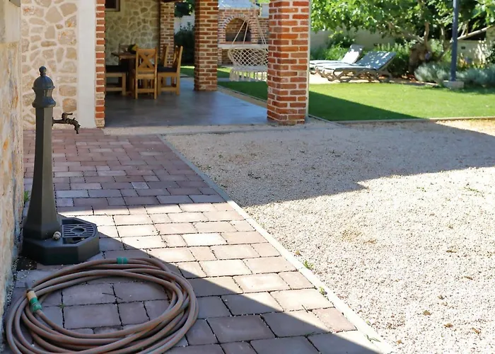 Stone Diamond בית נופש *